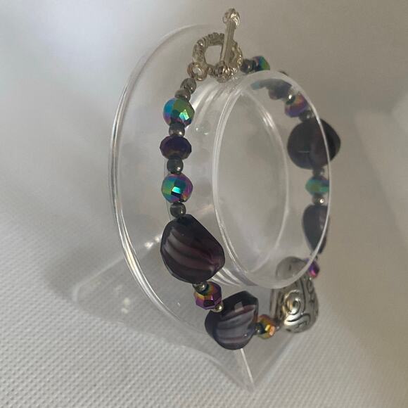 Iridescent Purple Glass Bead Bracelet with Silver Heart Charm Boho Y2K - Picture 9 of 17